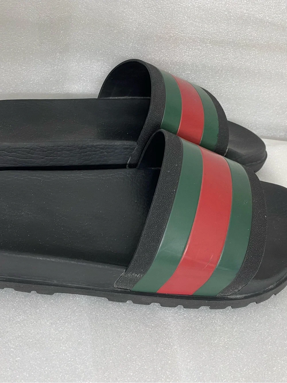 Gucci Web Slide Sandal . Made in Italy Size 11 . Serial number 429468 - Picture 5 of 8